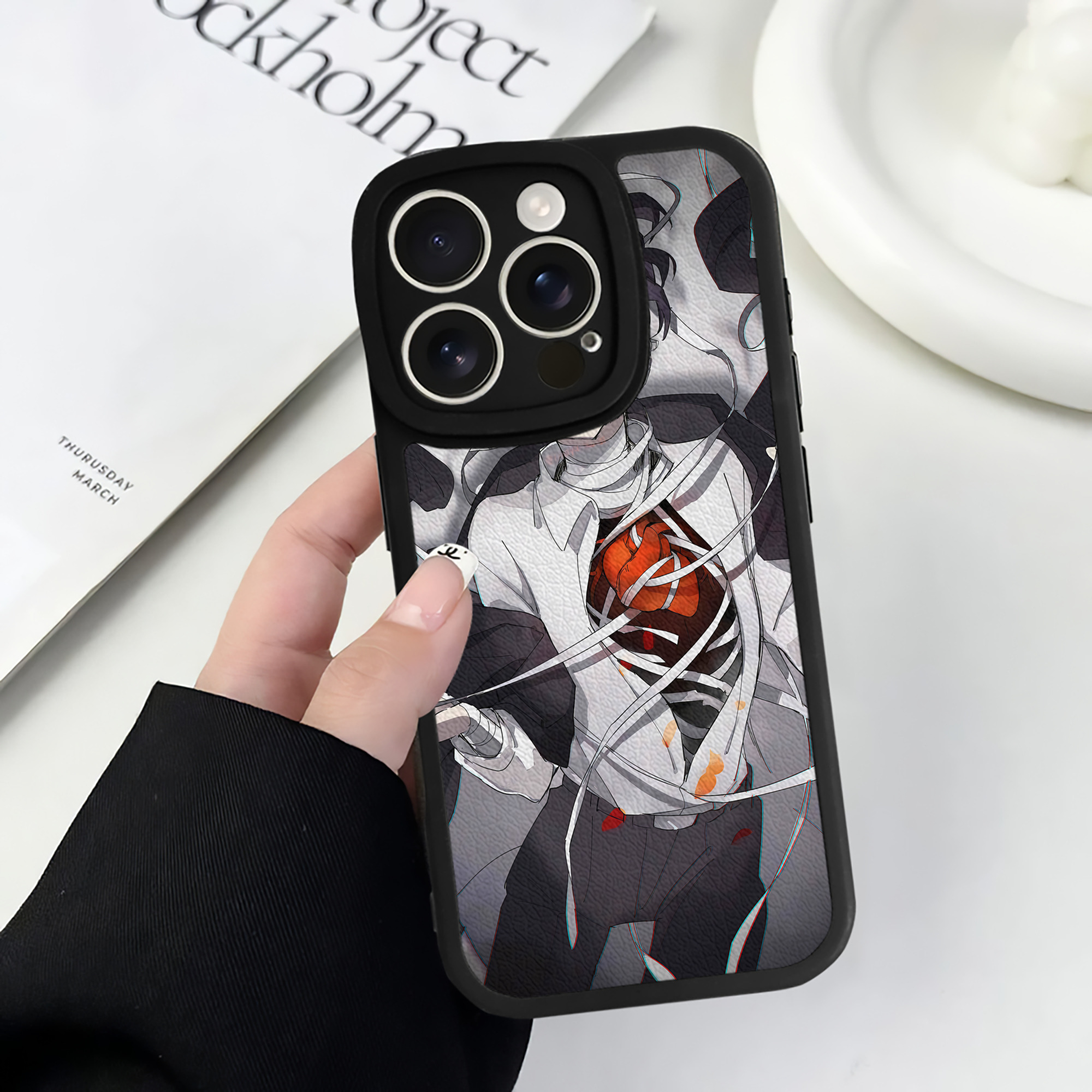 （画像用） 文豪ストレイドッグス Bungo Stray Dogs 【iPhone 16シリーズ対応】シリコンスマホケース（レザー調） 材質：シリコン